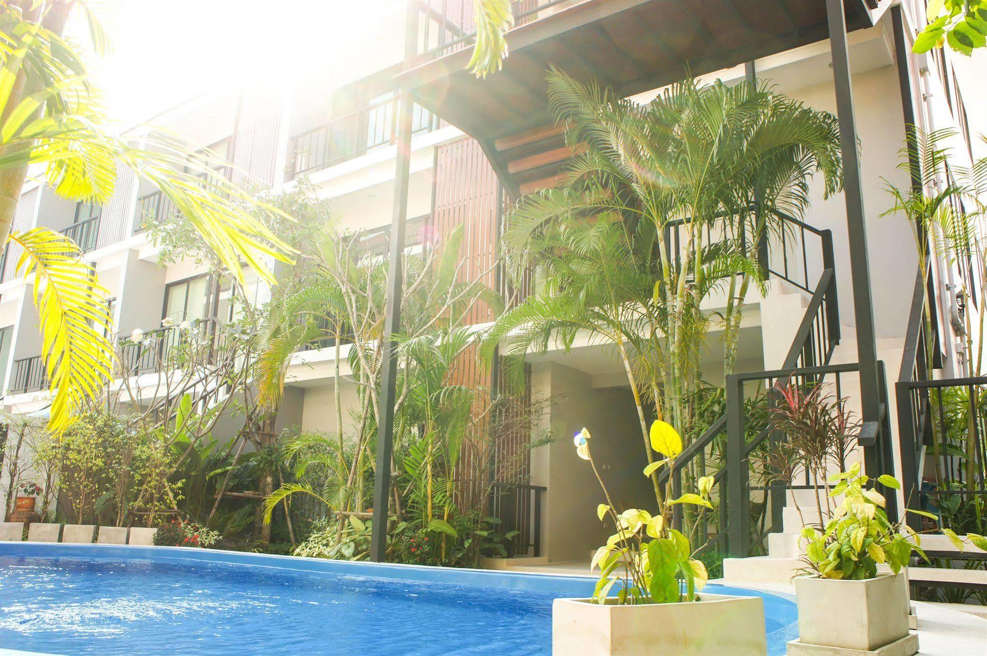 Chaba Place HHQ Exterior foto